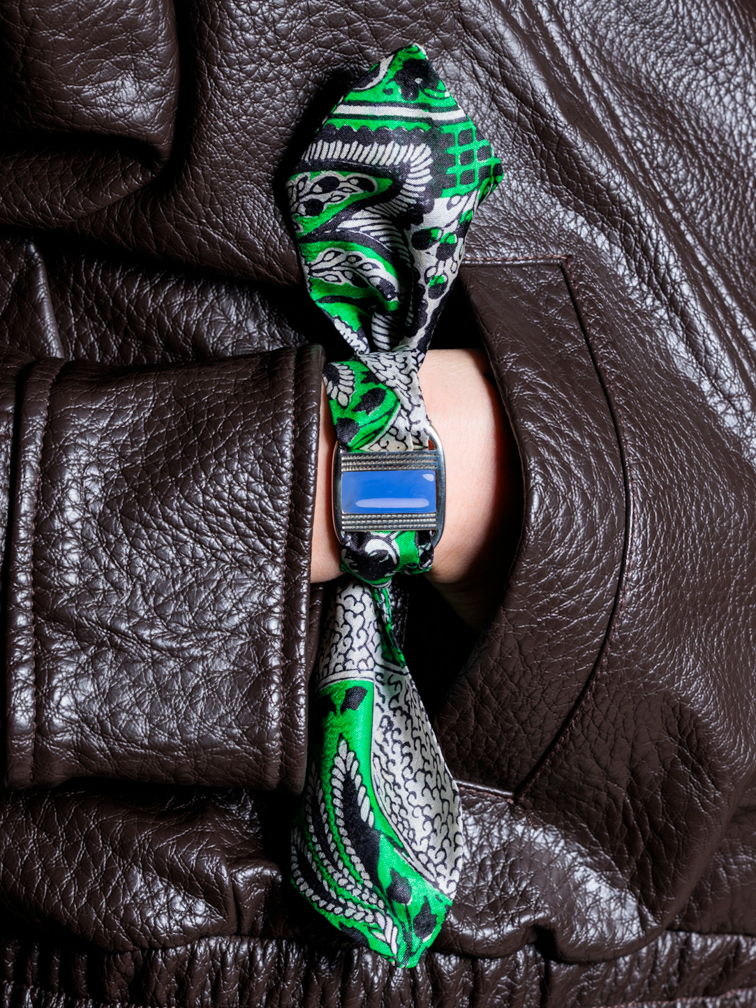 saria orven riveira argent bleu cristallo